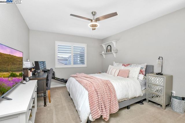 675 Merritt Ct, Discovery Bay, CA 94505