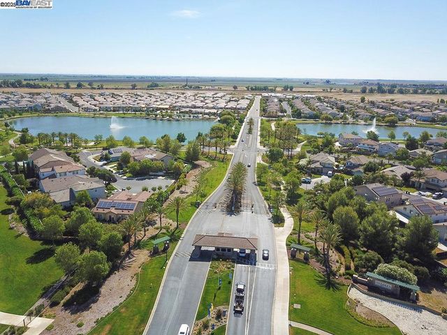 675 Merritt Ct, Discovery Bay, CA 94505