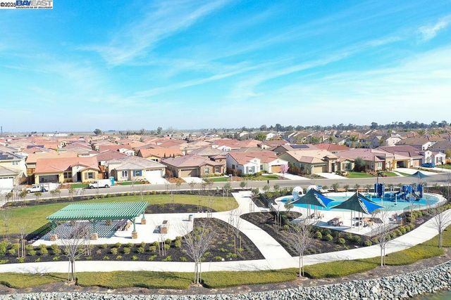 675 Merritt Ct, Discovery Bay, CA 94505