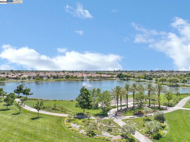 675 Merritt Ct, Discovery Bay, CA 94505