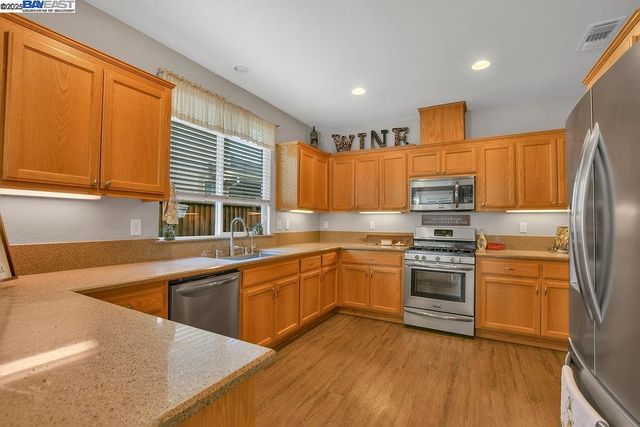 675 Merritt Ct, Discovery Bay, CA 94505