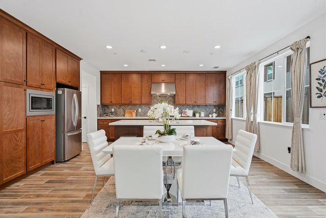 1372 S Melville Lane, Tracy, CA 95391