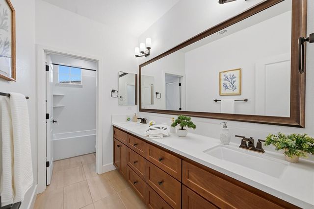 1372 S Melville Lane, Tracy, CA 95391