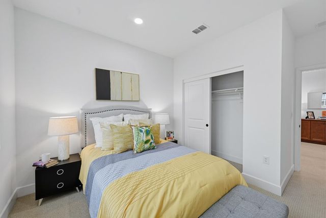 1372 S Melville Lane, Tracy, CA 95391