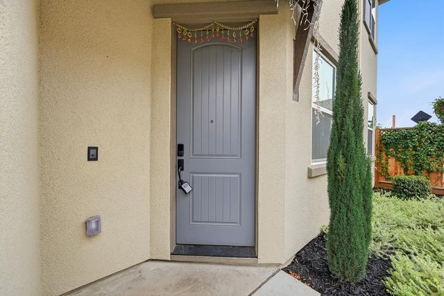 1372 S Melville Lane, Tracy, CA 95391