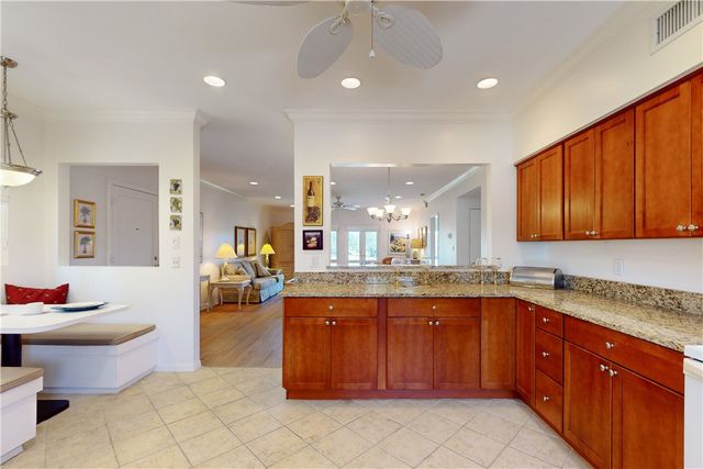5030 Harmony Circle 204, Vero Beach, FL 32967