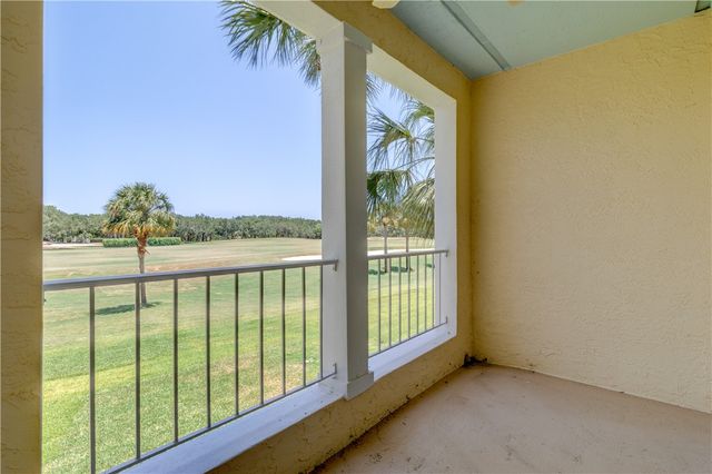 5030 Harmony Circle 204, Vero Beach, FL 32967