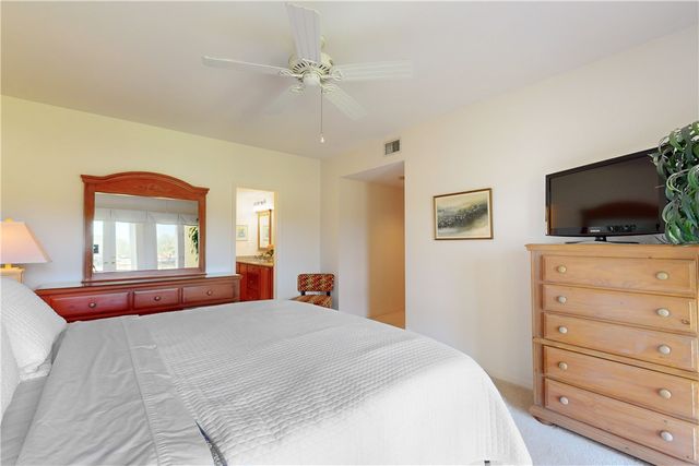 5030 Harmony Circle 204, Vero Beach, FL 32967