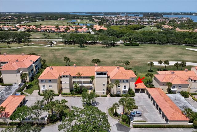 5030 Harmony Circle 204, Vero Beach, FL 32967