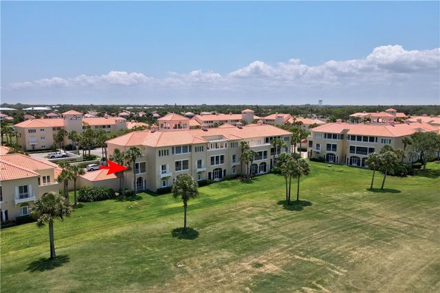 5030 Harmony Circle 204, Vero Beach, FL 32967