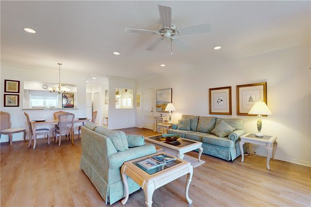 5030 Harmony Circle 204, Vero Beach, FL 32967