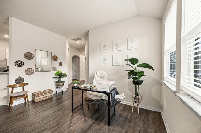 156 County Road 5102f, Cleveland, TX 77327