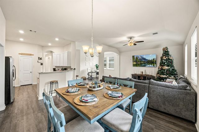 156 County Road 5102f, Cleveland, TX 77327