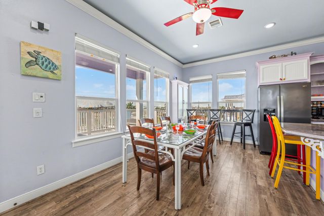 310 Coral Court, Surfside Beach, TX 77541