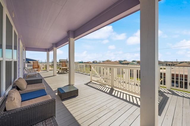 310 Coral Court, Surfside Beach, TX 77541