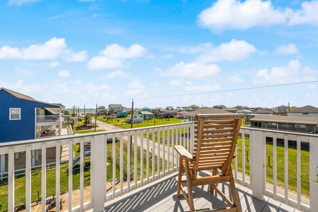 310 Coral Court, Surfside Beach, TX 77541