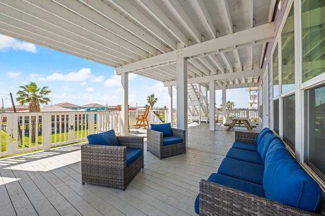 310 Coral Court, Surfside Beach, TX 77541