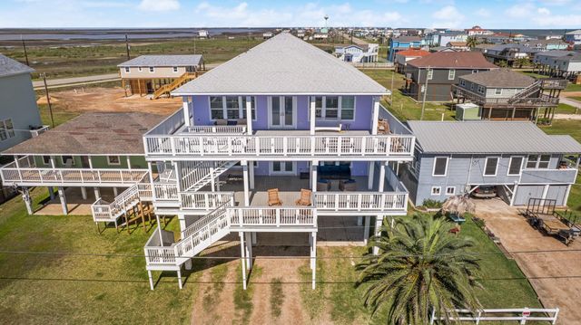 310 Coral Court, Surfside Beach, TX 77541