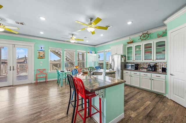 310 Coral Court, Surfside Beach, TX 77541
