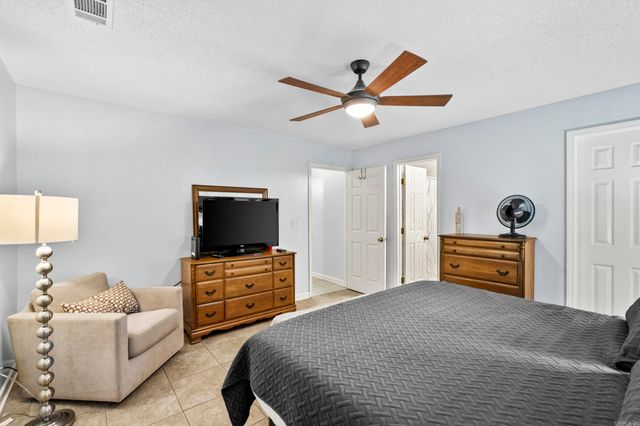 7112 W Republican Road, Jacksonville, AR 72076