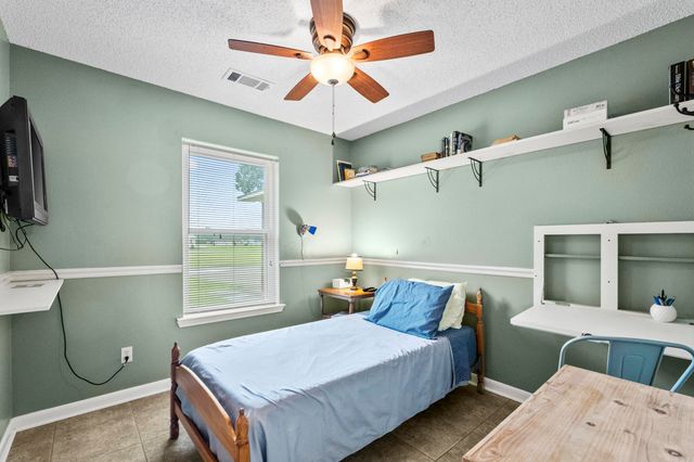7112 W Republican Road, Jacksonville, AR 72076