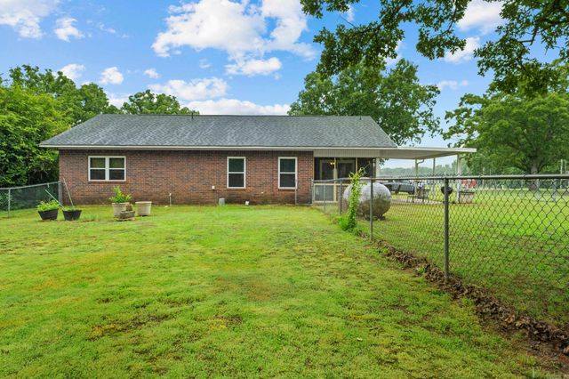 7112 W Republican Road, Jacksonville, AR 72076