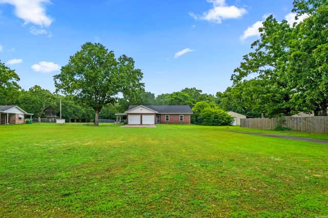 7112 W Republican Road, Jacksonville, AR 72076