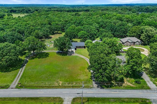 7112 W Republican Road, Jacksonville, AR 72076