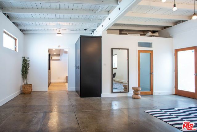 748 N Citrus Avenue, Los Angeles, CA 90038