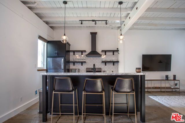 748 N Citrus Avenue, Los Angeles, CA 90038