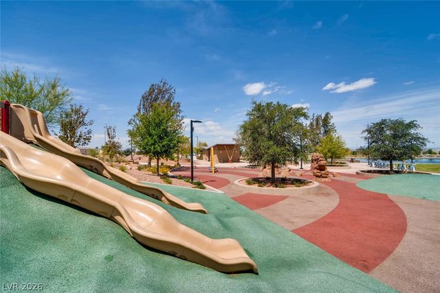 1144 Scarlet Sparrow Street, Henderson, NV 89011