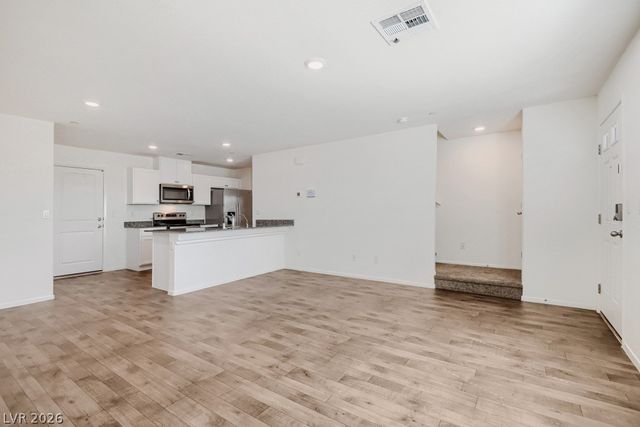 1144 Scarlet Sparrow Street, Henderson, NV 89011