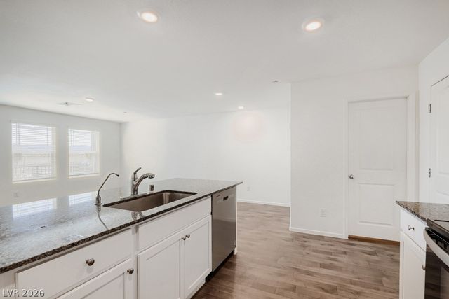 1144 Scarlet Sparrow Street, Henderson, NV 89011