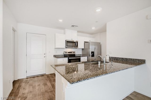 1144 Scarlet Sparrow Street, Henderson, NV 89011