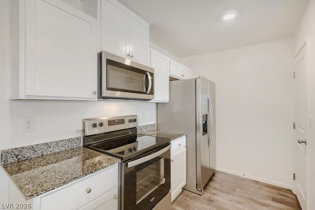 1144 Scarlet Sparrow Street, Henderson, NV 89011