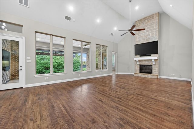 4001 Baldomera Street, Flower Mound, TX 75022