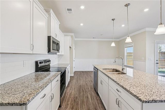 337 Cranston Drive, Ball Ground, GA 30107