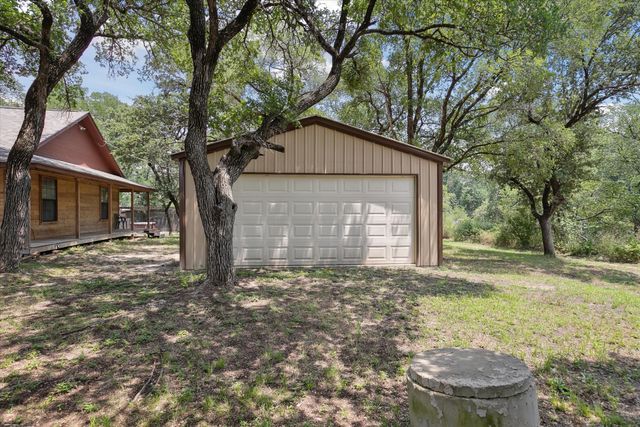 9400 Live Oak Lane, Fort Worth, TX 76179