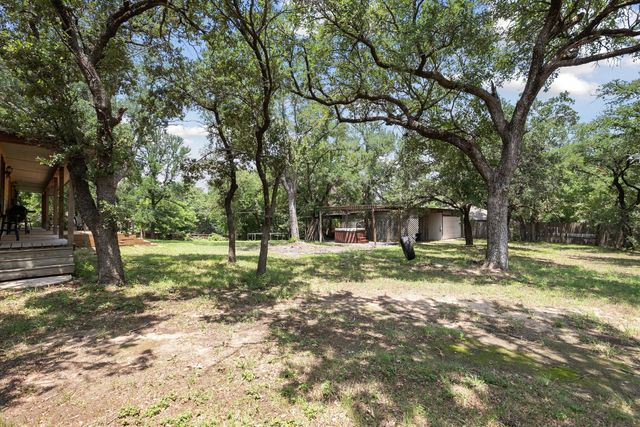9400 Live Oak Lane, Fort Worth, TX 76179