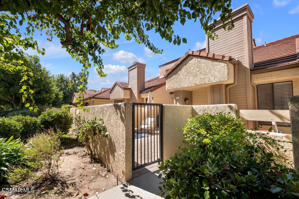 5384 Rainwood Street 92, Simi Valley, CA 93063