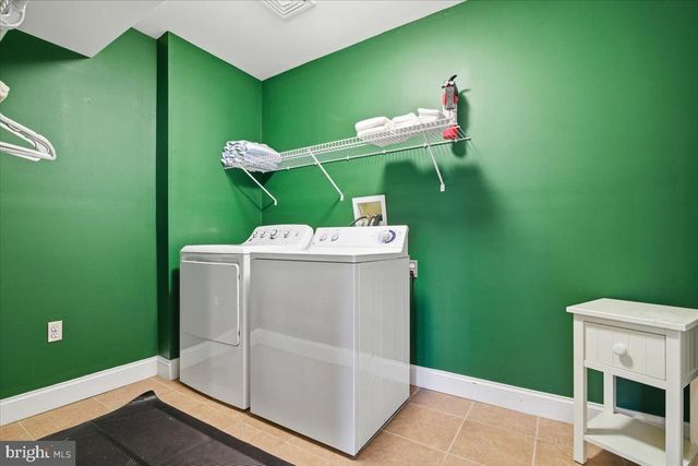 6 FIELDSTONE CT, Lake Harmony, PA 18624