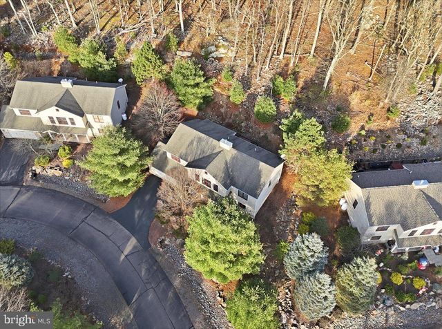 6 FIELDSTONE CT, Lake Harmony, PA 18624