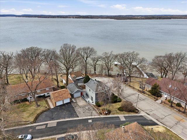 4505 Field Avenue, Mcfarland, WI 53558