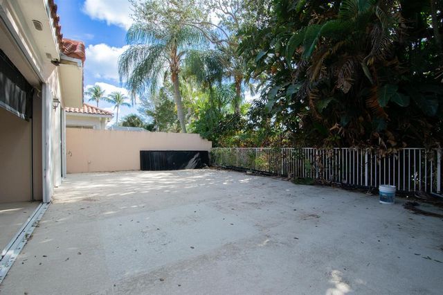 7046 FISH CREEK Lane, West Palm Beach, FL 33411