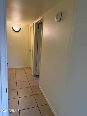 4626 W MIDWAY Avenue, Glendale, AZ 85301