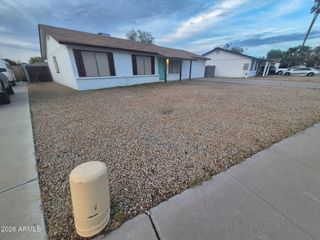 4626 W MIDWAY Avenue, Glendale, AZ 85301