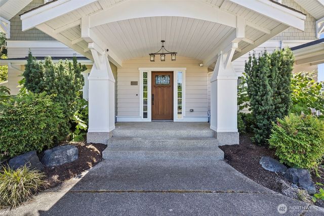 8902 65th Street W, University Place, WA 98467