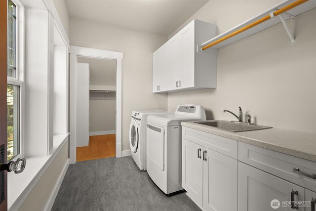 8902 65th Street W, University Place, WA 98467
