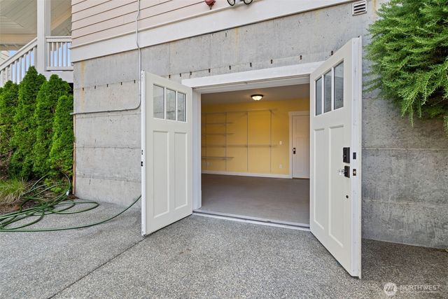 8902 65th Street W, University Place, WA 98467