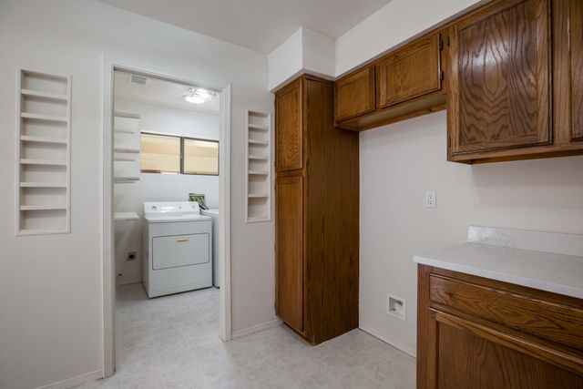 1036 Baltic Avenue SE, Rio Rancho, NM 87124